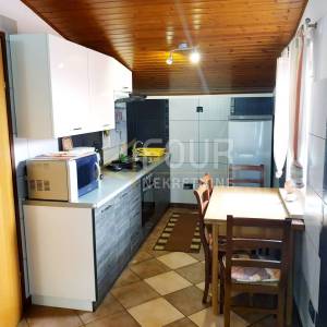 Ista, Rovinj, etaža s dva stana, 122m2, terasa i balkon