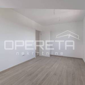 Istra, Baderna -dva stana u visokom potkrovlju
