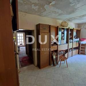 ISTRA, BALE - Kuća za renovaciju!