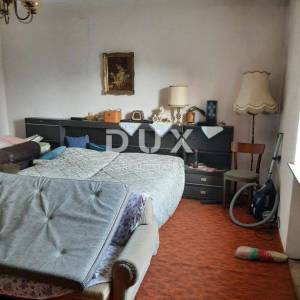 ISTRA, BALE - Kuća za renovaciju!