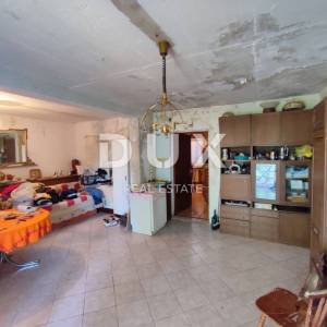 ISTRA, BALE - Kuća za renovaciju!