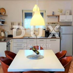 ISTRA, BALE - Moderna obiteljska apartmanska vila