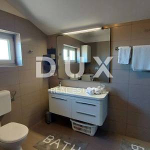 ISTRA, BALE - Moderna obiteljska apartmanska vila