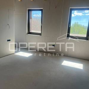 Istra, Bale, okolica, impozantna vila sa bazenom