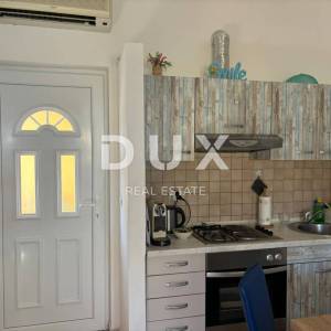 ISTRA, BANJOLE - Apartman s bazenom i terasom 300 metara od mora!