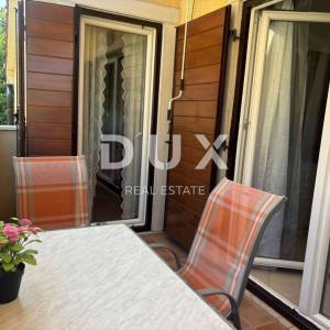 ISTRA, BANJOLE - Apartman s bazenom i terasom 300 metara od mora!