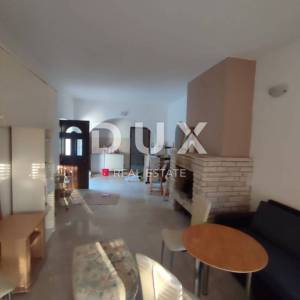 ISTRA, BANJOLE - Apartmanska kuća s bazenom i okućnicom 150m od mora