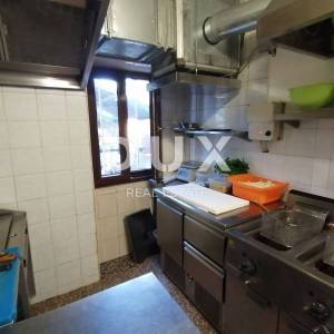 Istra - Banjole - Kuća s restoranom BLIZU MORA!