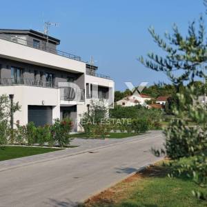 ISTRA, BANJOLE - Moderna vila s pogledom na more