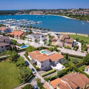 ISTRA, BANJOLE - Neponovljiva obiteljska vila na 200m od plaže