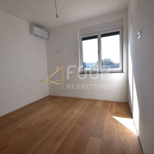 Istra, Banjole, novogradnja, penthouse, 2s+db, lođa