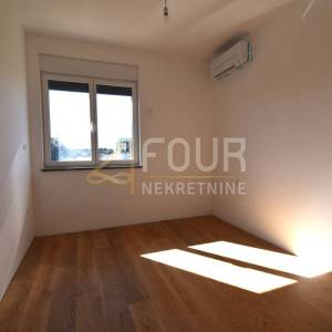 Istra, Banjole, novogradnja, penthouse, 2s+db, lođa