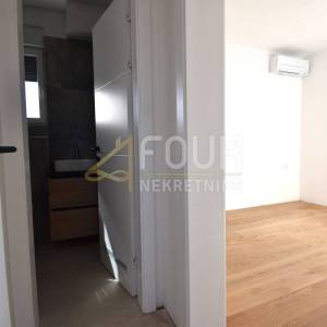 Istra, Banjole, novogradnja, penthouse, 2s+db, lođa
