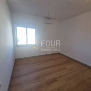Istra, Banjole, novogradnja, 115m2, 2s+db, penthouse, lođa