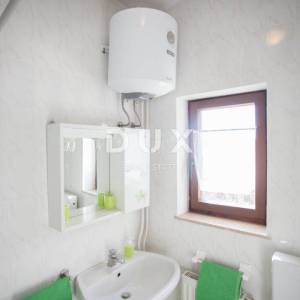 ISTRA, BANJOLE Predivna apartmanska kuća na osami - POGLED NA MORE!!