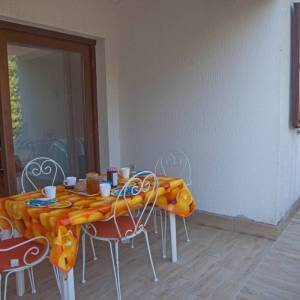 ISTRA, BANJOLE Predivna apartmanska kuća na osami - POGLED NA MORE!!