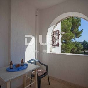 ISTRA, BANJOLE Predivna apartmanska kuća na osami - POGLED NA MORE!!