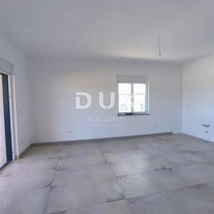 ISTRA, BANJOLE - Prekrasni penthouse s pogledom na more + garaža!