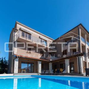 Istra, Banjole, trosoban stan 200 m od mora