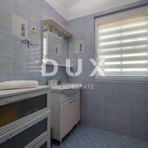ISTRA, BANJOLE - Vaša investicija na moru - Apartmanska kuća u blizini mora u Banjolama!