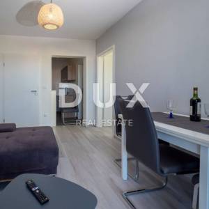 ISTRA, BANJOLE - Vaša investicija na moru - Apartmanska kuća u blizini mora u Banjolama!