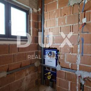 ISTRA, BARBAN - Dvojna vila s bazenom na kraju sela