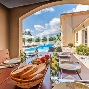 ISTRA, BARBAN - Elegantna kuća s bazenom