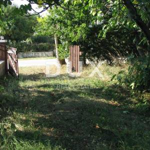 ISTRA, BARBAN - Građevinsko zemljište u centru naselja