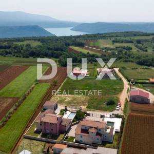 ISTRA, BARBAN - Građevinsko zemljište na mirnoj lokaciji! 