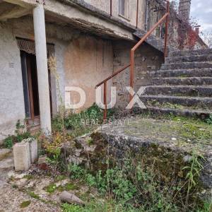 ISTRA, BARBAN - Kamena kuća za adaptaciju u manjem naselju