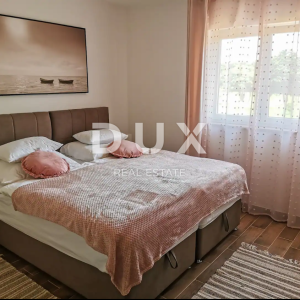 ISTRA, BARBAN - Luksuzna vila s pomoćnim objektom