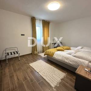 ISTRA, BARBAN - Luksuzna vila s pomoćnim objektom