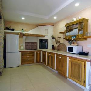 ISTRA, BARBAN - Rustikalna vila na mirnoj lokaciji