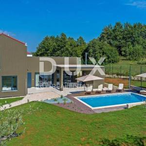 ISTRA, BARBAN - Tri atraktivne nekretnine za investiciju
