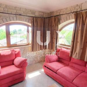 ISTRA, BARBAN - Vila s bazenom i ljetnom kuhinjom 