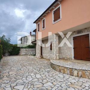 ISTRA, BARBAN - Vila s bazenom i ljetnom kuhinjom 