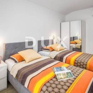 ISTRA, BARBAN - Vila s bazenom i ljetnom kuhinjom 