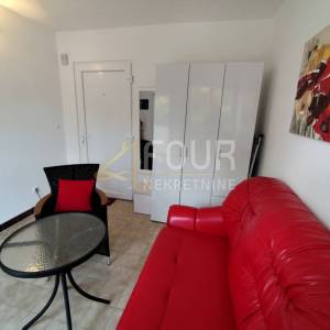 Istra, Barbariga, 40m2, garsonijera, balkon, parkirno mjesto