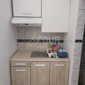 Istra, Barbariga, gospodarska zgrada na parceli 4.768m2