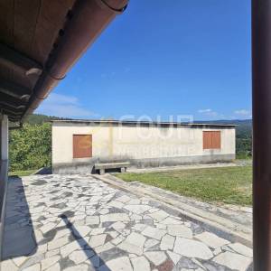 Istra, Boljun, veliko imanje s kamenom kućom - SAMO KOD NAS !