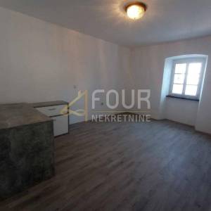 Istra, Brseč, 30m2, 1s+db, prostrana terasa, vrt