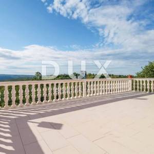 ISTRA, BRTONIGLA - Kuća s panoramskim pogledom