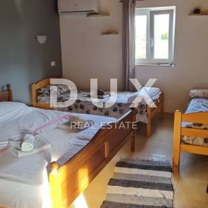 ISTRA, BRTONIGLA - Kuća sa uhodanim poslovnim prostorom