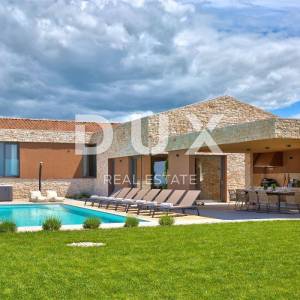 ISTRA, BRTONIGLA - Suvremena vila s pogledom na more