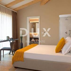 ISTRA, BRTONIGLA - Suvremena vila s pogledom na more
