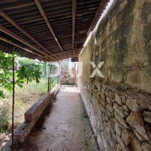 ISTRA, BRTONIGLA - Tradicionalna istarska kuća