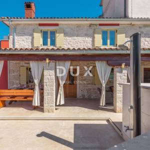 ISTRA, BUJE - Apartmanska kuća s bazenom