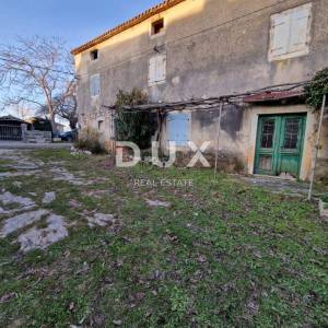 ISTRA, BUJE - Kamena kuća na mirnoj lokaciji