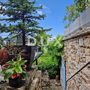 ISTRA, BUJE - Kamena kuća sa spektakularnim pogledom