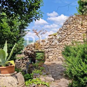 ISTRA, BUJE - Kamena kuća sa spektakularnim pogledom